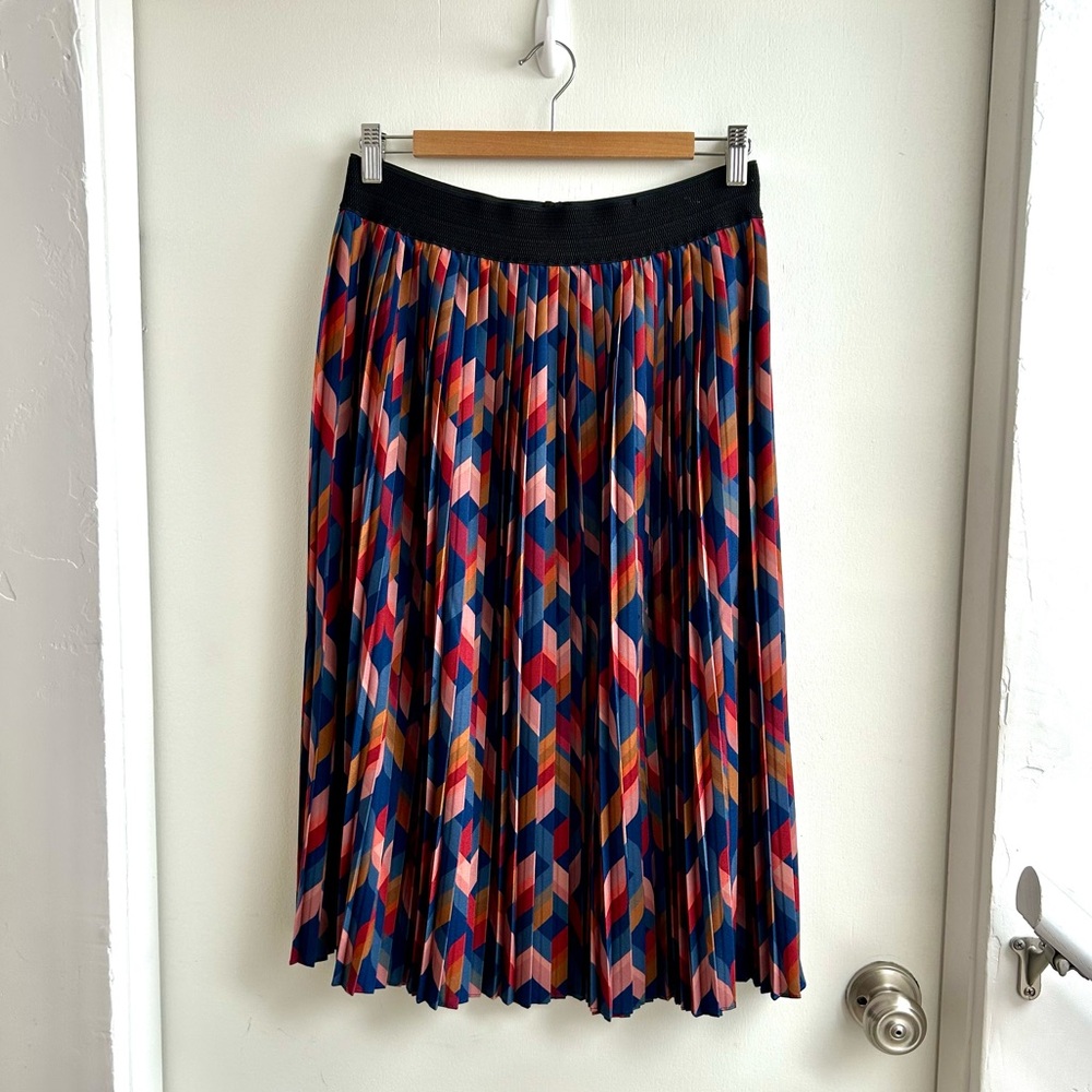 Colorful Geometric Pleated Midi Skirt (size S)